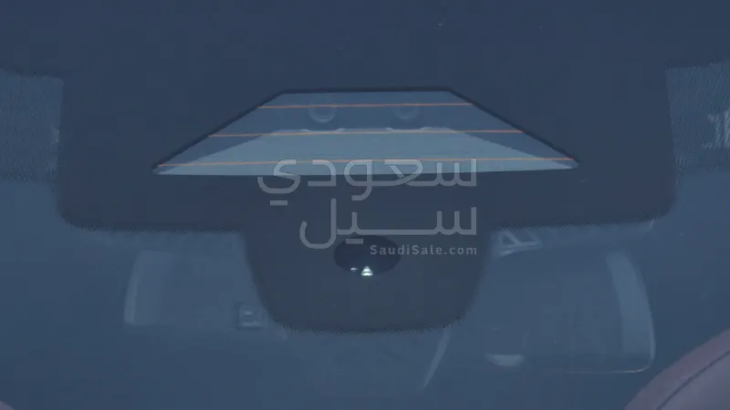 2025 بي ام دبليو الفئة الخامسة 520 أي إم كت