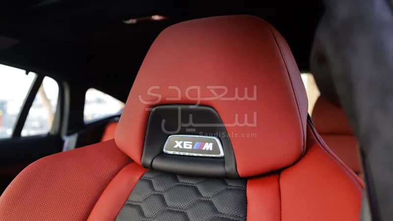 2025 بي ام دبليو الفئة اكس 5 إم كومبيتيشن