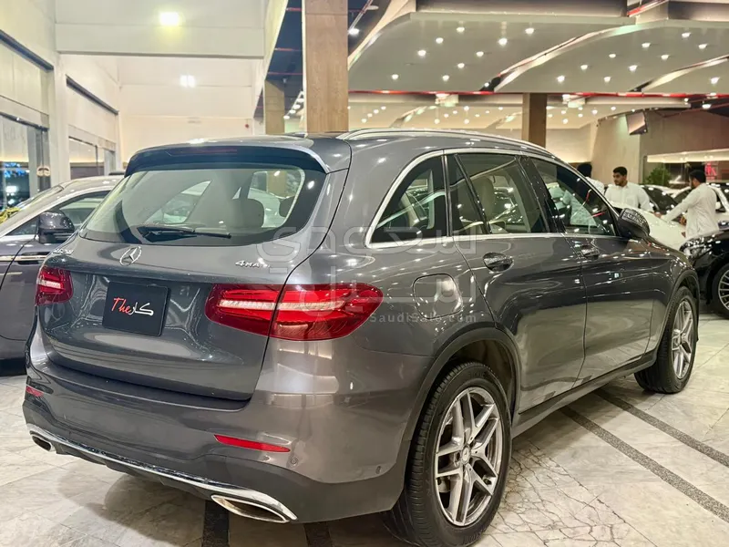 2017 Mercedes-Benz GLC 250