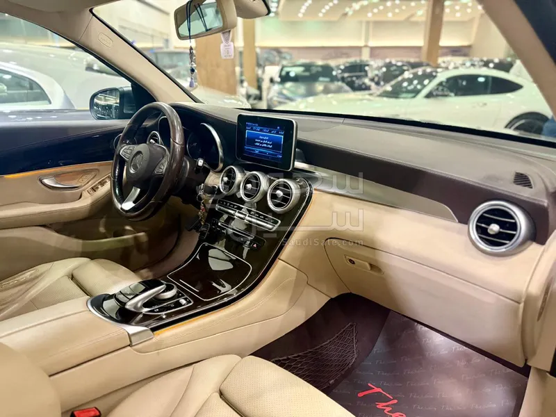 2017 Mercedes-Benz GLC 250