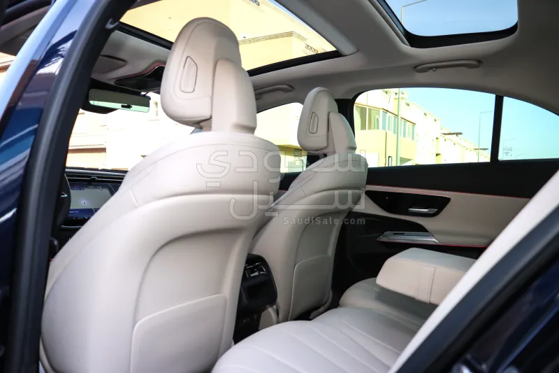 2024 Mercedes-Benz E 200