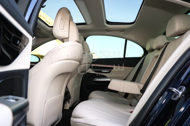 2024 Mercedes-Benz E 200