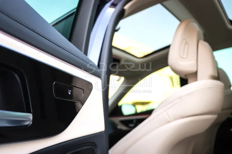 2024 Mercedes-Benz E 200