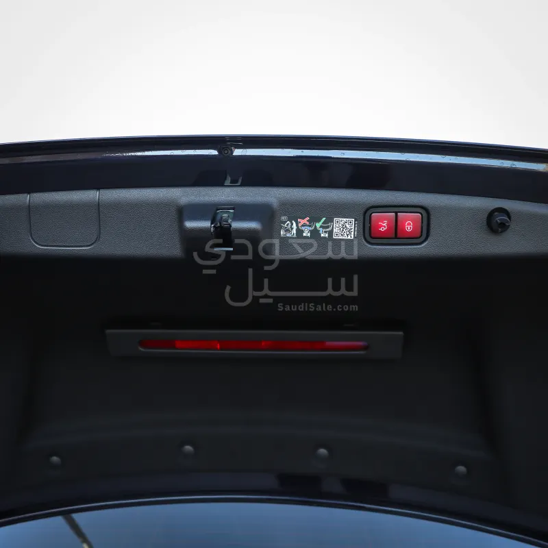 2024 Mercedes-Benz E 200