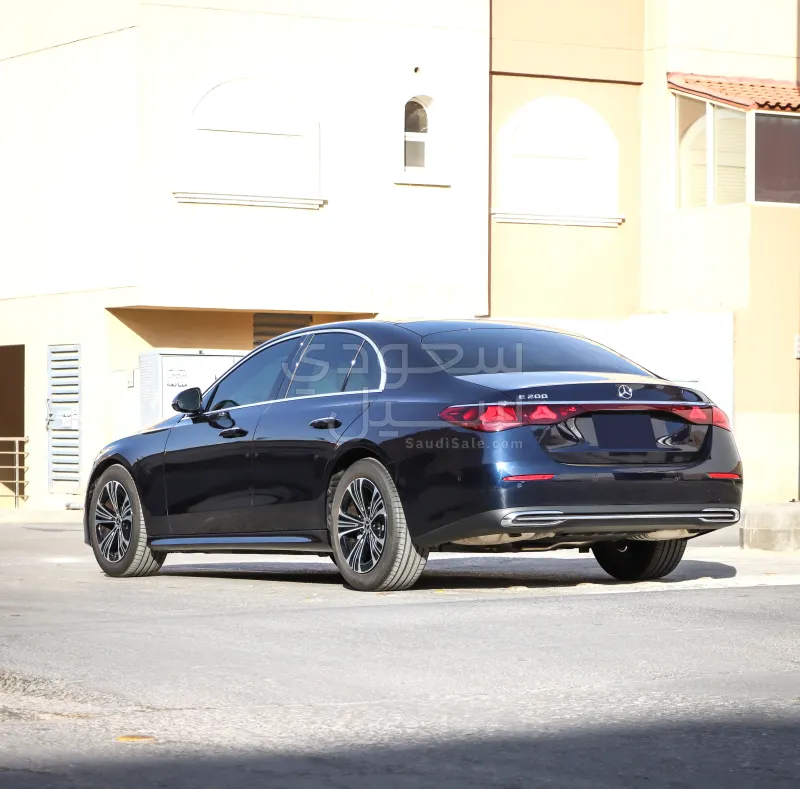 2024 Mercedes-Benz E 200