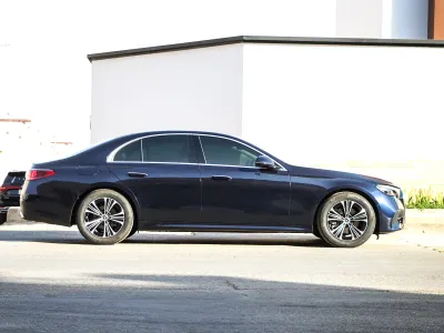 2024 Mercedes-Benz E 200