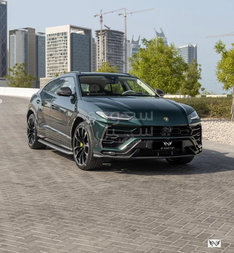 2021 لمبرجيني اوروس