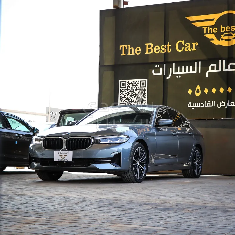 2022 بي ام دبليو الفئة الخامسة 520 أي