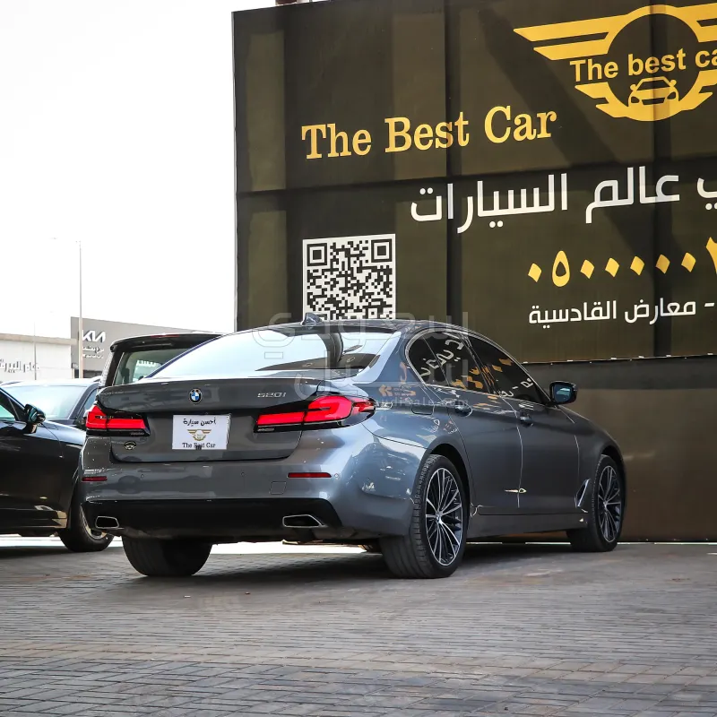 2022 بي ام دبليو الفئة الخامسة 520 أي