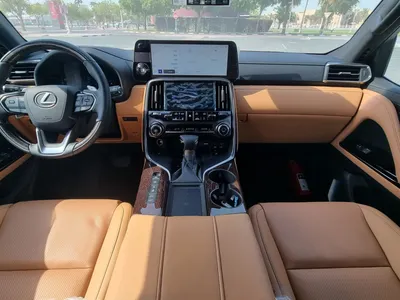 2025 لكزس إل إكس 600
