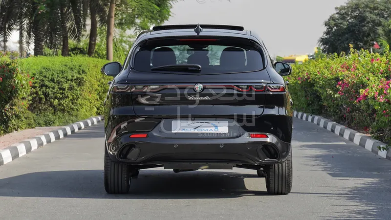 2024 Alfa Romeo Stelvio Super