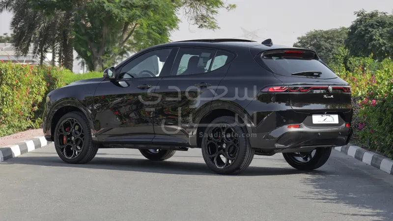 2024 Alfa Romeo Stelvio Super