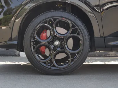 2024 Alfa Romeo Stelvio Super