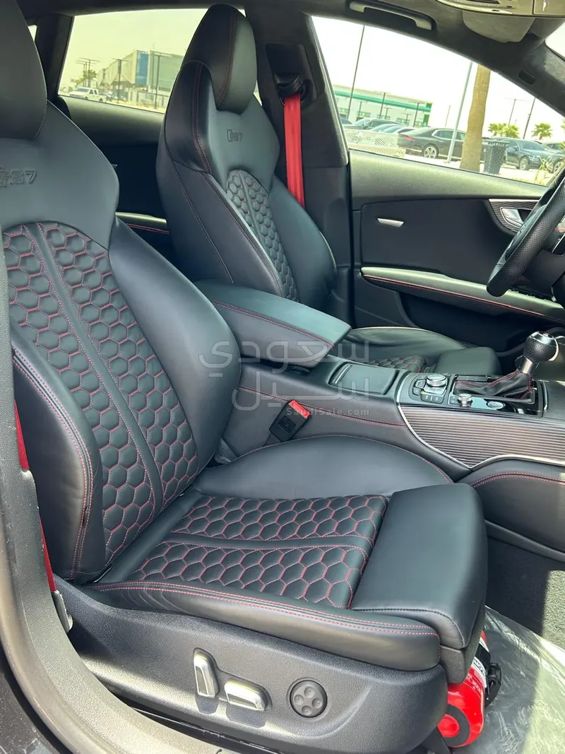 2015 Audi RS7