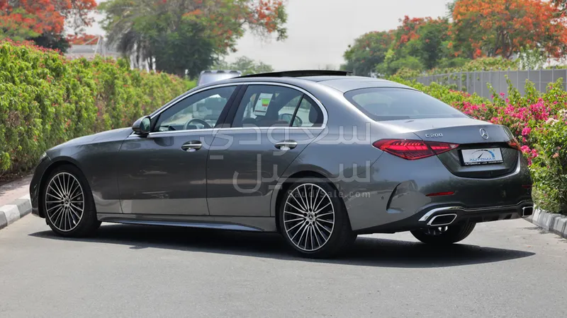 2025 Mercedes-Benz C 200 AMG