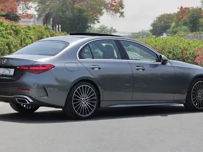 2025 Mercedes-Benz C 200 AMG