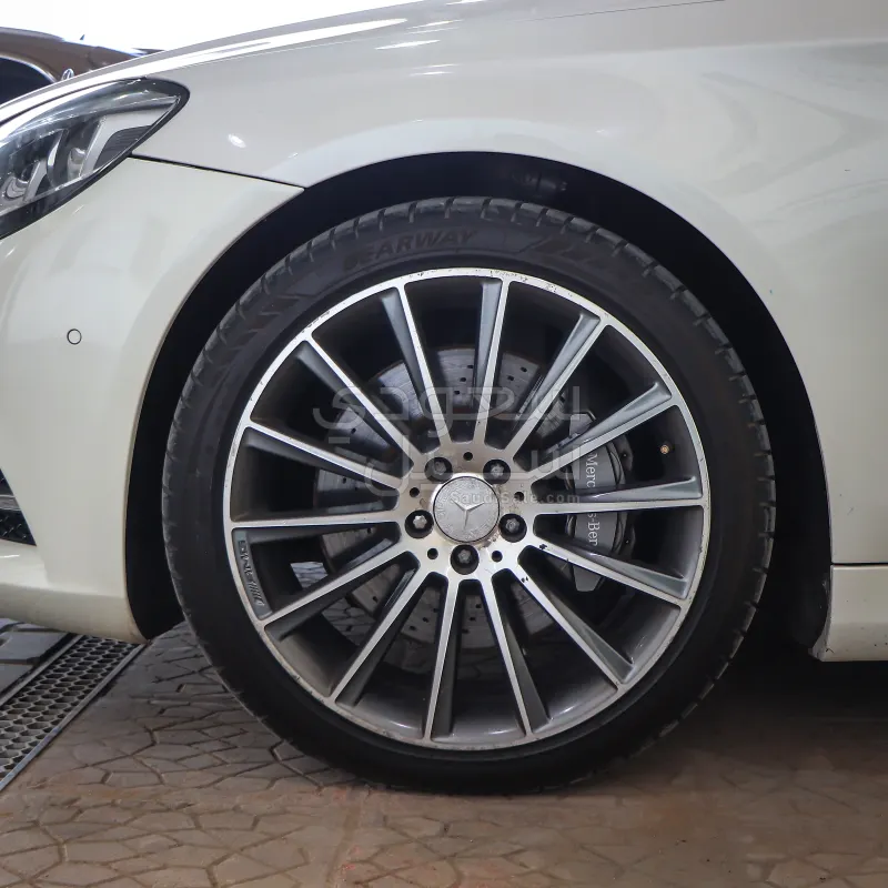 2014 Mercedes-Benz S 400