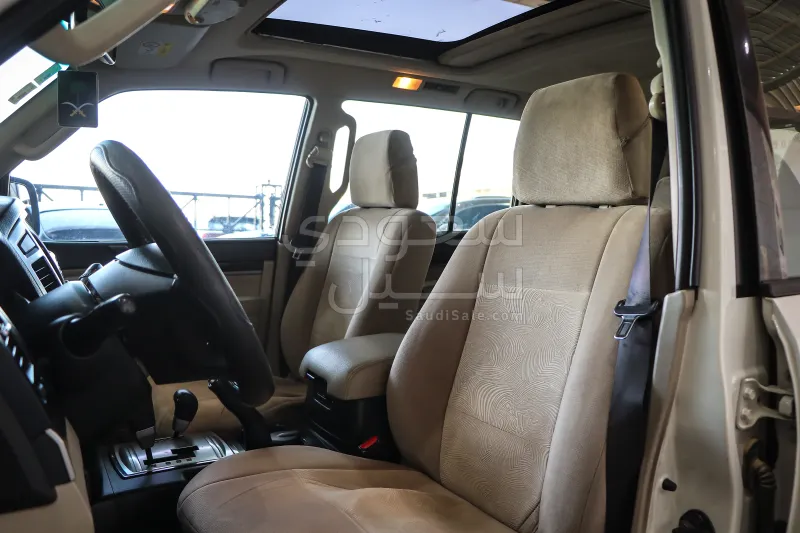 2017 Mitsubishi Pajero