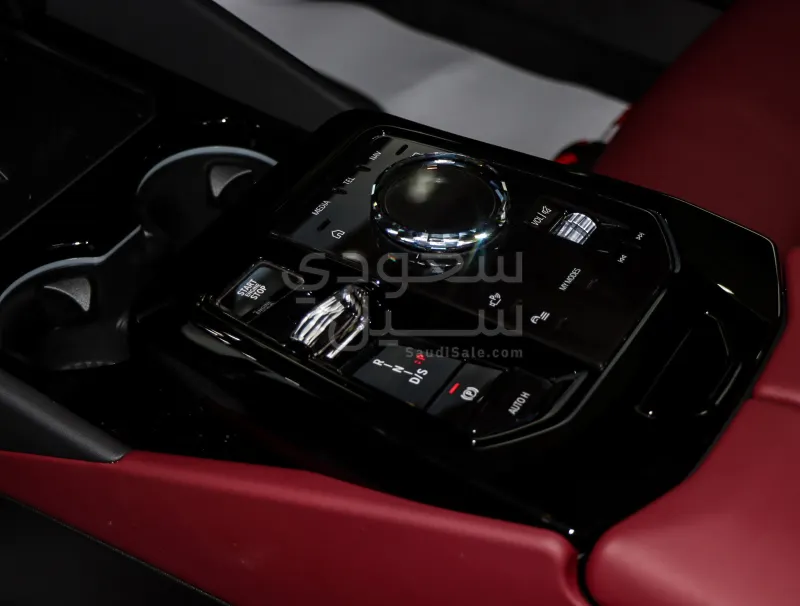 2026 BMW 5 Series 520i