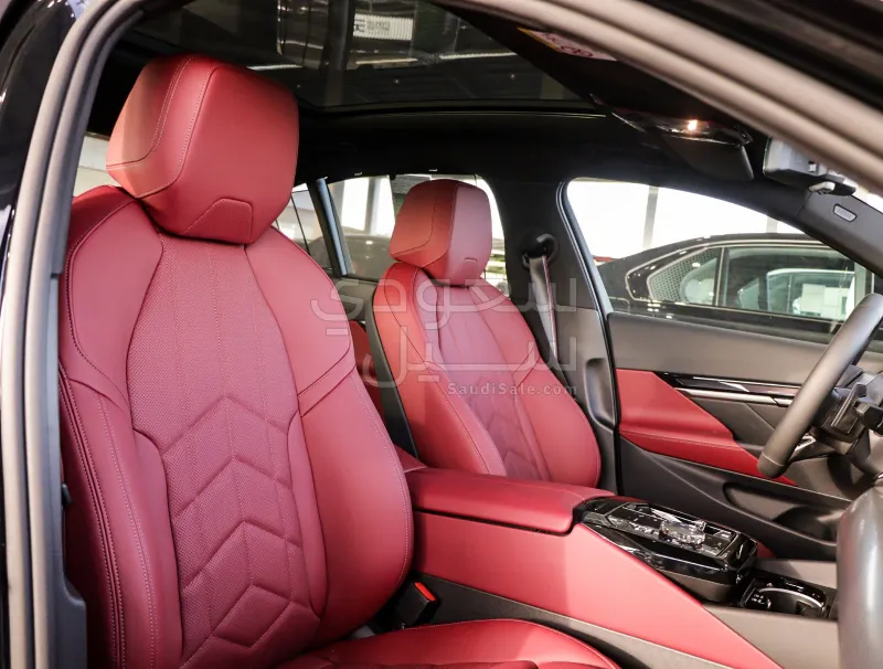2026 BMW 5 Series 520i