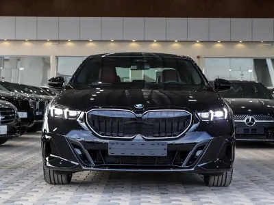 2026 BMW 5 Series 520i