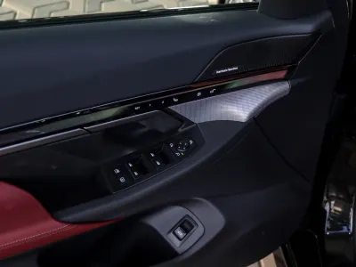 2026 BMW 5 Series 520i