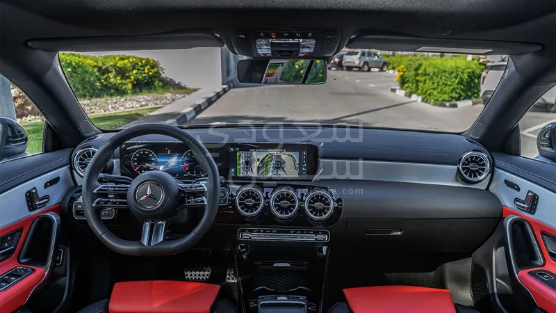 2025 Mercedes-Benz CLA 200 AMG
