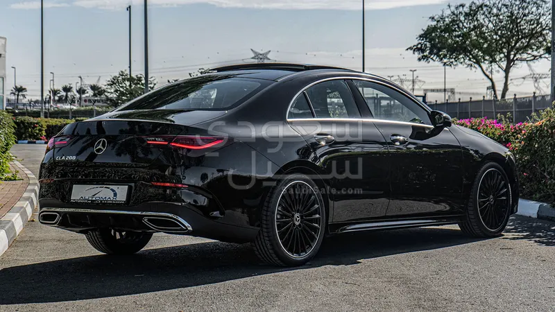 2025 Mercedes-Benz CLA 200 AMG
