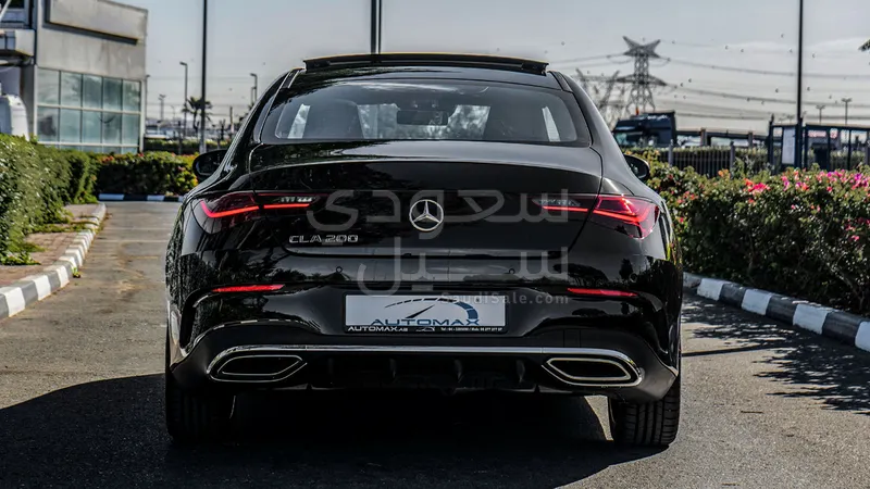 2025 Mercedes-Benz CLA 200 AMG