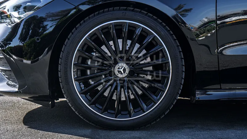 2025 Mercedes-Benz CLA 200 AMG