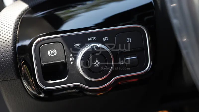 2025 Mercedes-Benz CLA 200 AMG