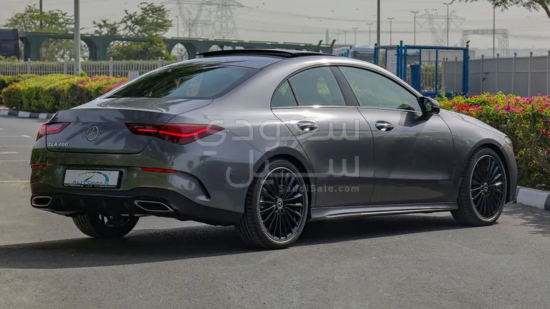 2025 Mercedes-Benz CLA 200 AMG