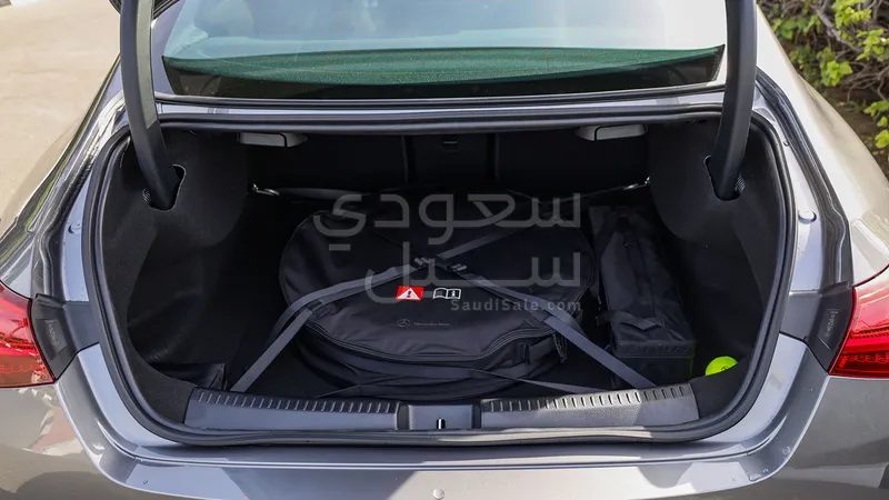 2025 Mercedes-Benz CLA 200 AMG