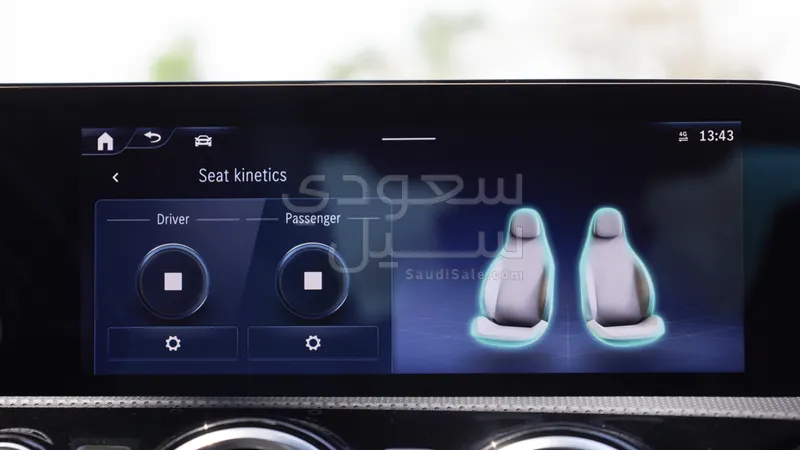 2025 Mercedes-Benz CLA 200 AMG
