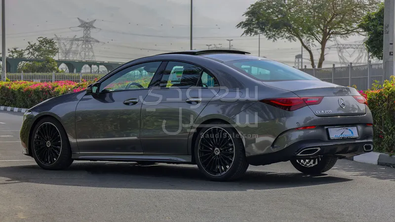 2025 Mercedes-Benz CLA 200 AMG