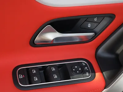 2025 Mercedes-Benz CLA 200 AMG