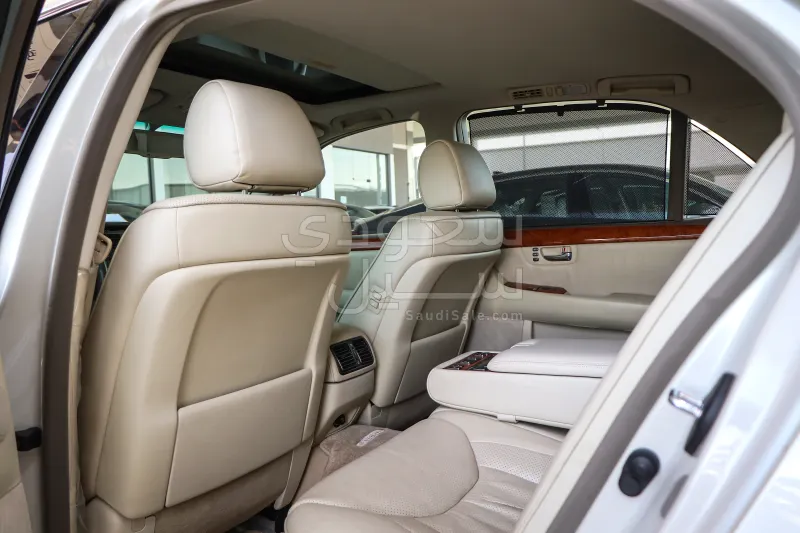 2002 Lexus LS 430