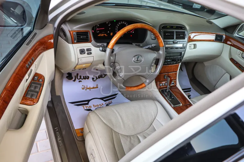 2002 Lexus LS 430