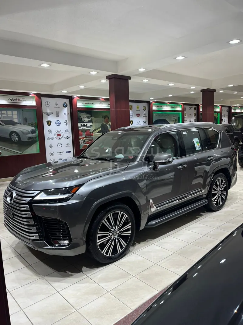 2025 Lexus LX 600