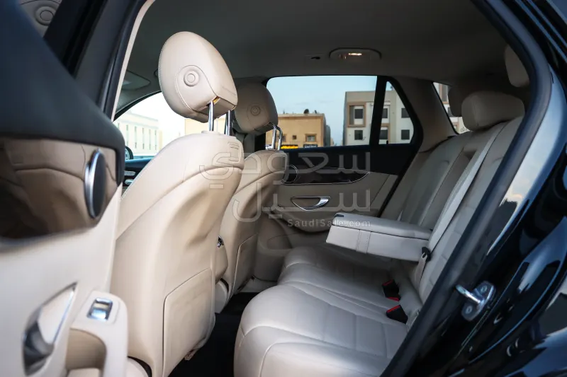2019 Mercedes-Benz GLC 300