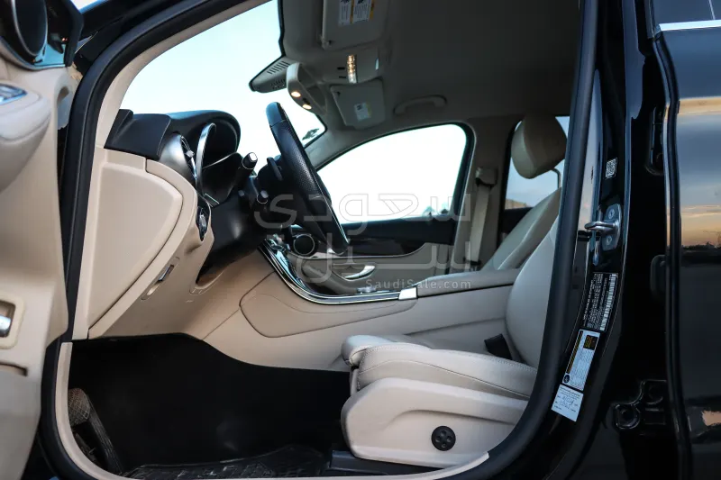 2019 Mercedes-Benz GLC 300