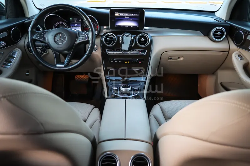 2019 Mercedes-Benz GLC 300