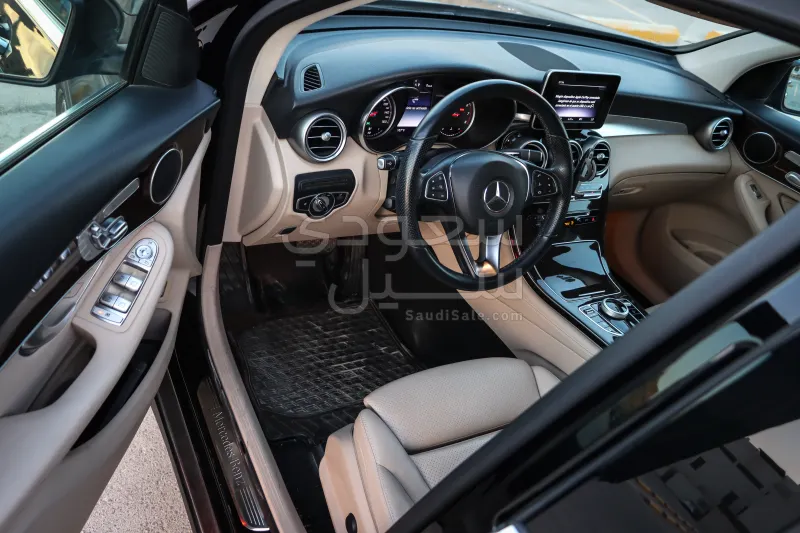 2019 Mercedes-Benz GLC 300