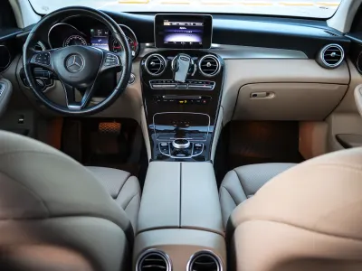 2019 Mercedes-Benz GLC 300