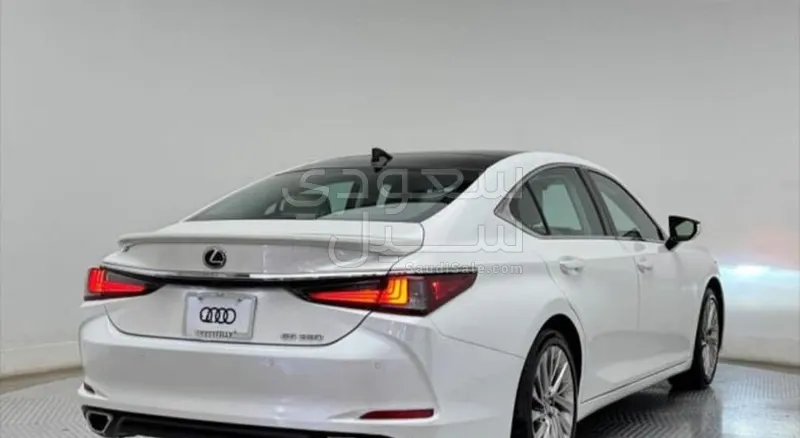 2020 Lexus ES 350