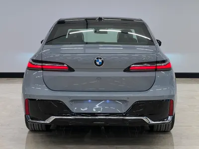 2025 BMW 7 Series 735i