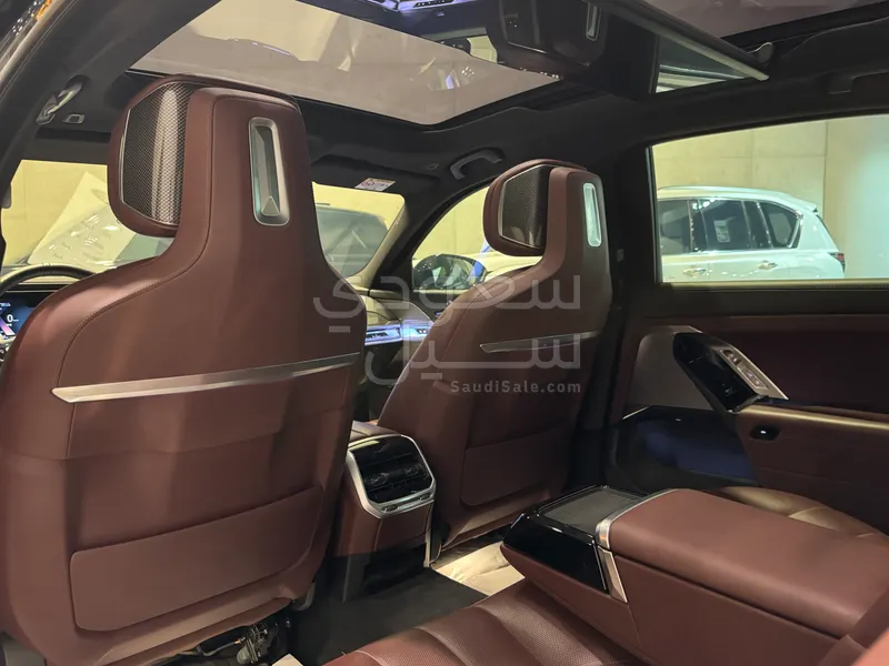 2023 BMW 7 Series 730i