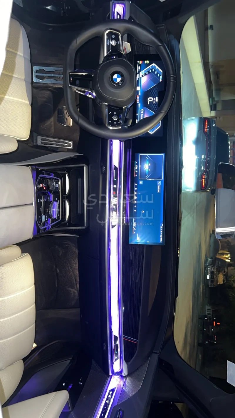 2024 BMW 7 Series 740i