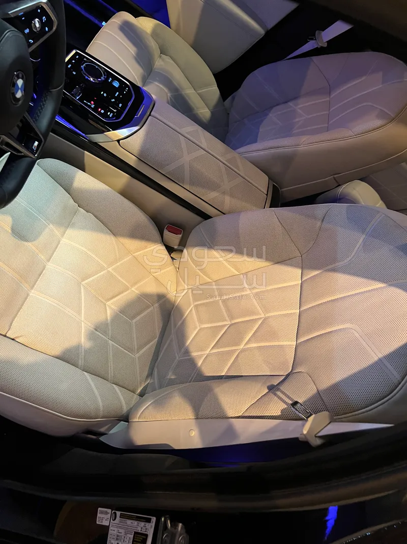 2024 BMW 7 Series 740i
