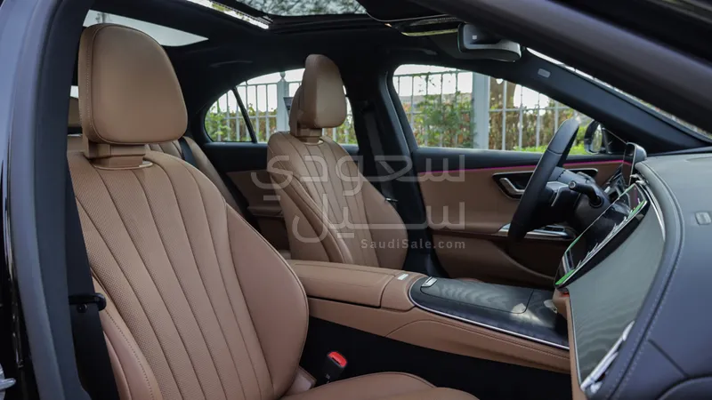 2025 Mercedes-Benz E 200 AMG